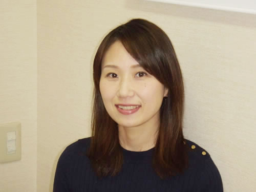 H.M様